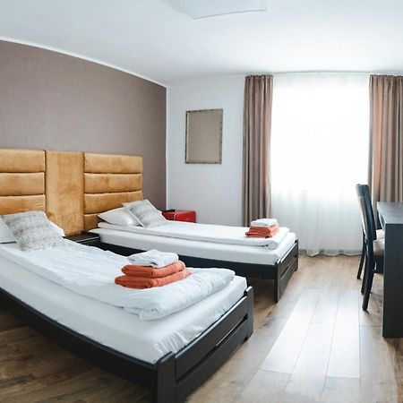 Myda Hotel Apahida Exterior photo