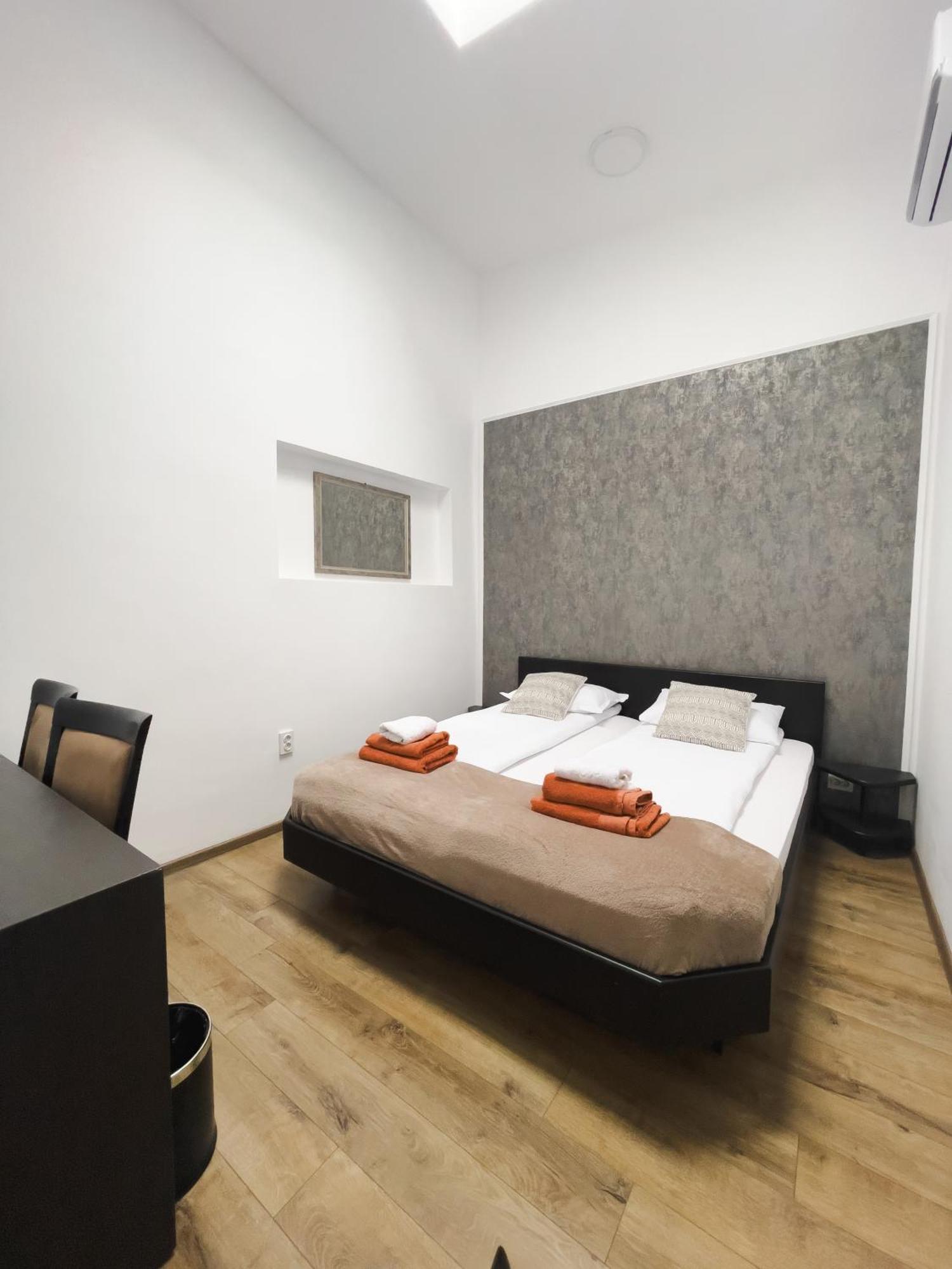 Myda Hotel Apahida Exterior photo