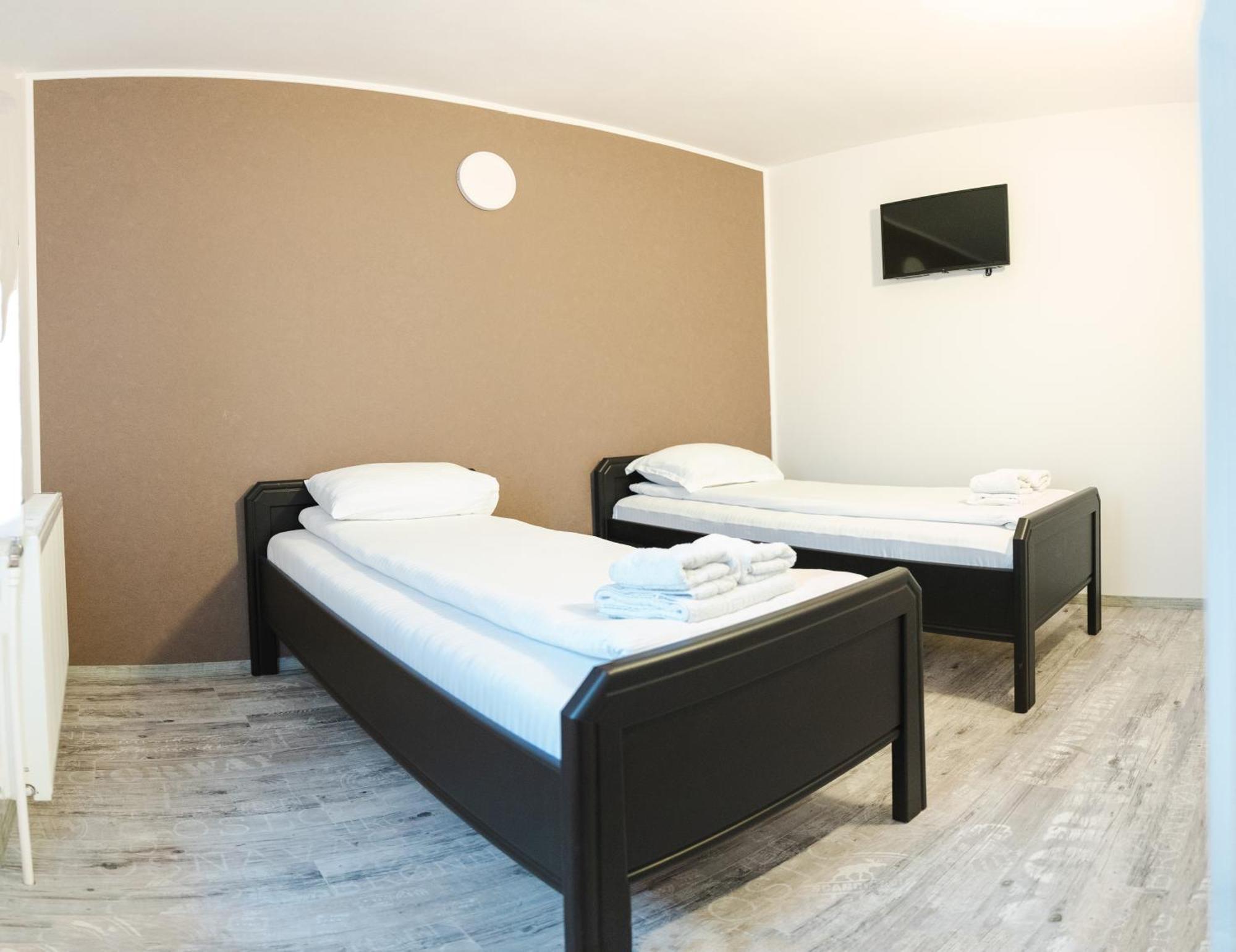 Myda Hotel Apahida Exterior photo